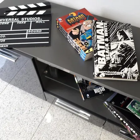 Batcave Апартаменты